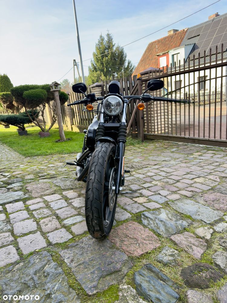 Harley-Davidson Sportster Iron 883 - 6
