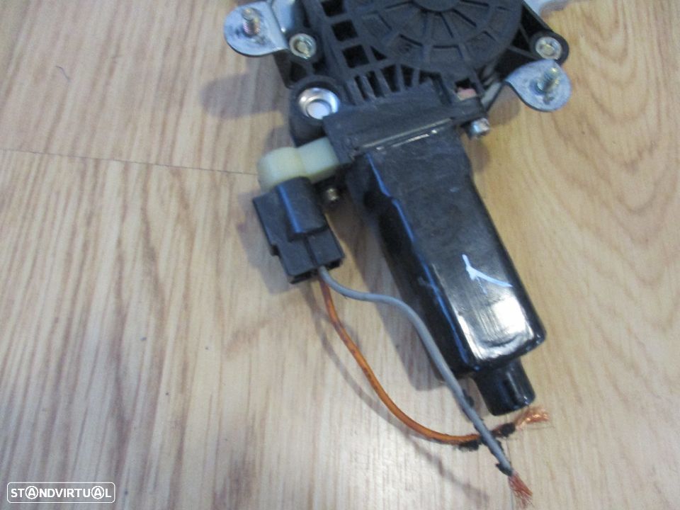 Elevador vidro Hyundai Getz 3 portas direito - 2