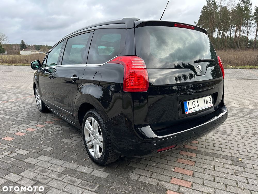 Peugeot 5008 HDI FAP 150 Family Plus - 6