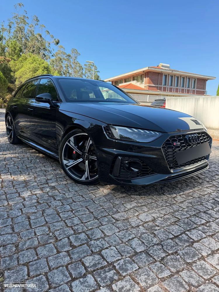 Audi RS4 quattro tiptronic - 8