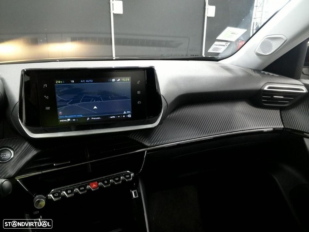 Peugeot e-2008 50 kWh Active - 6