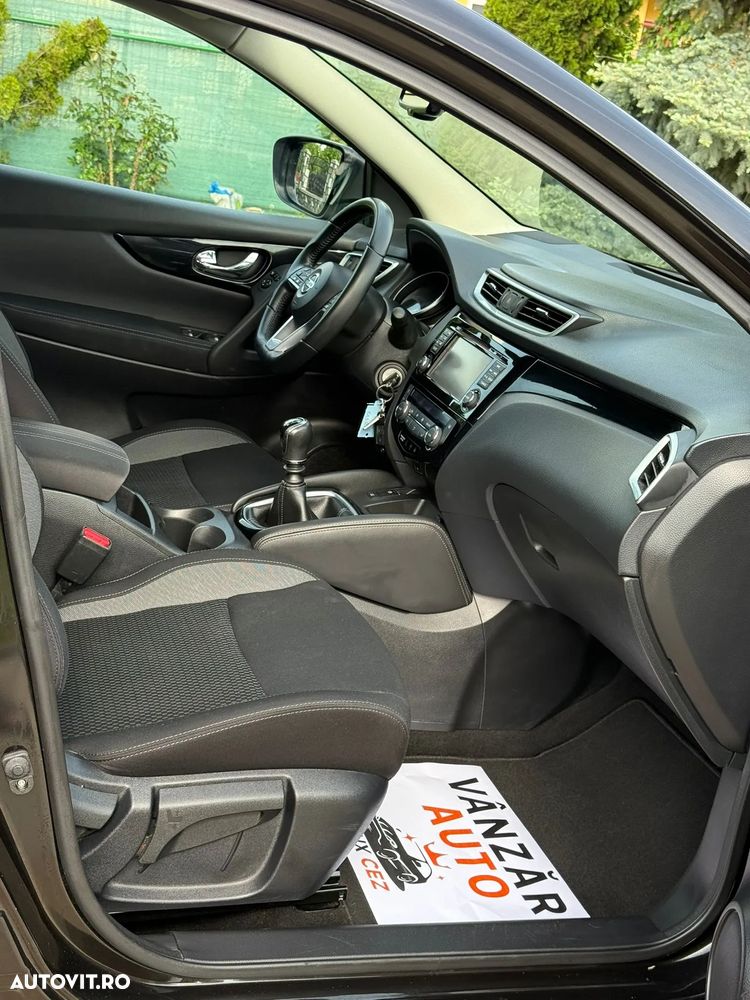 Nissan Qashqai 1.5 DCI Start/Stop N-Connecta - 8