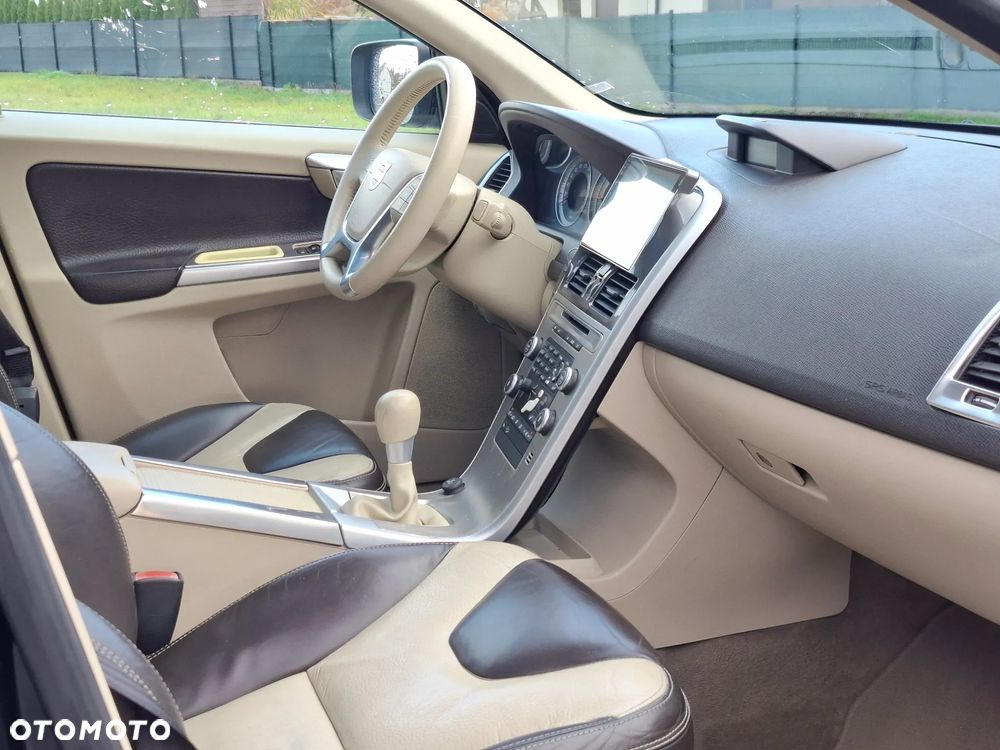 Volvo XC 60 D5 AWD Summum - 12