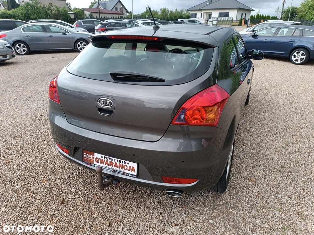 Kia ProCeed 1.6 Crdi Comfort - 17