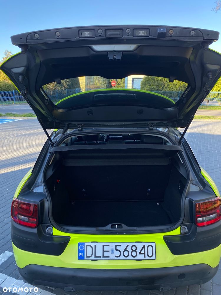 Citroën C4 Cactus 1.2 PureTech Shine Edition S&S - 9