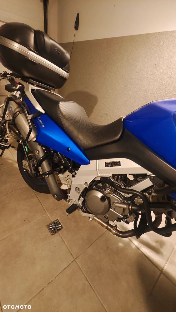 Suzuki V-STROM - 3