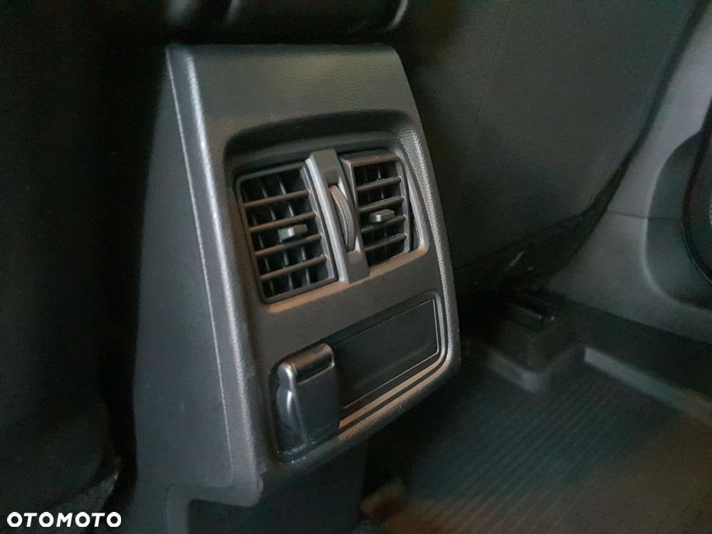 Renault Captur 1.0 TCe Equilibre - 19