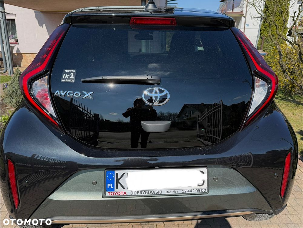 Toyota Aygo x.shift x-play connect - 4