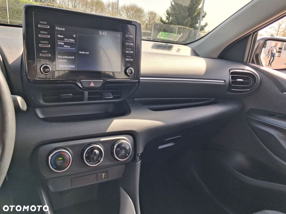 Toyota Yaris - 13
