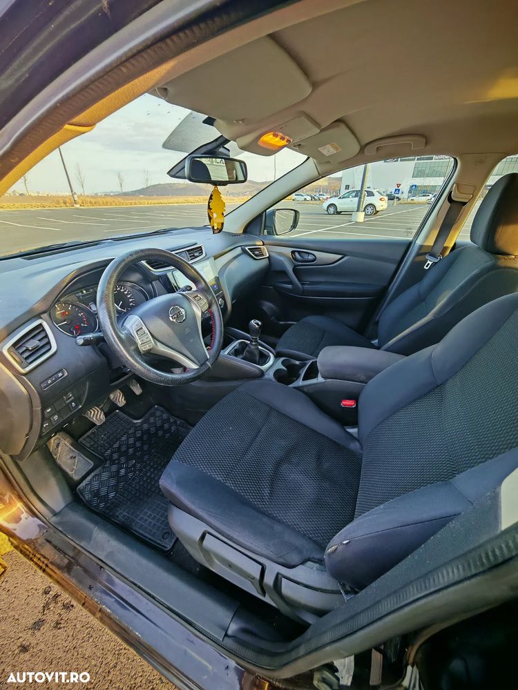 Nissan Qashqai 1.5 DCI VISIA - 15