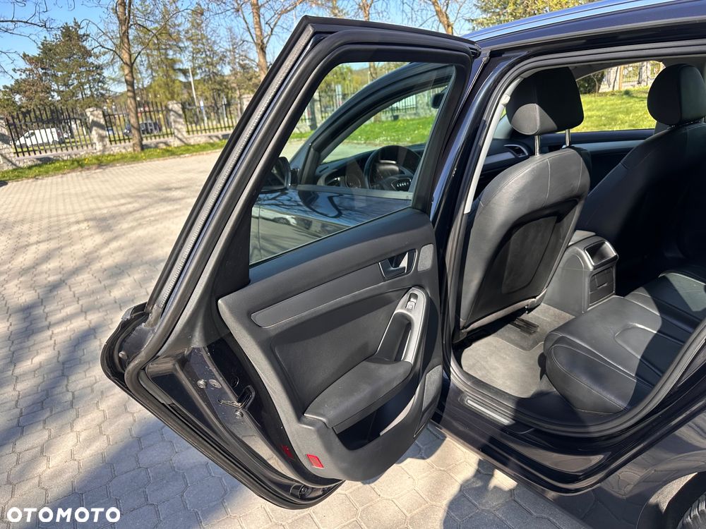 Audi A4 Avant 2.0 TDI DPF Ambition - 19