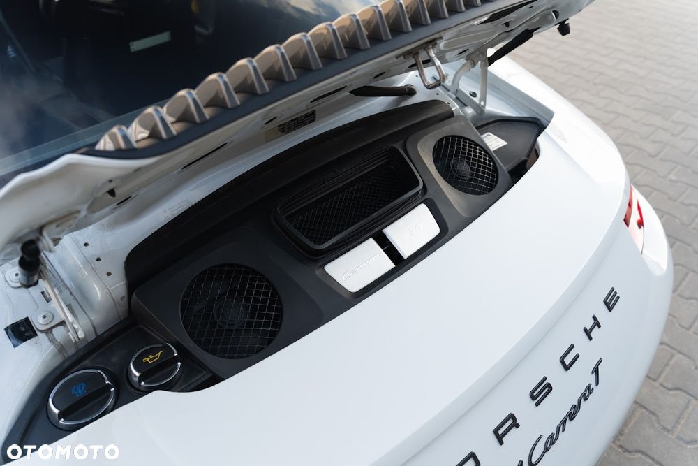 Porsche 911 Carrera T - 13