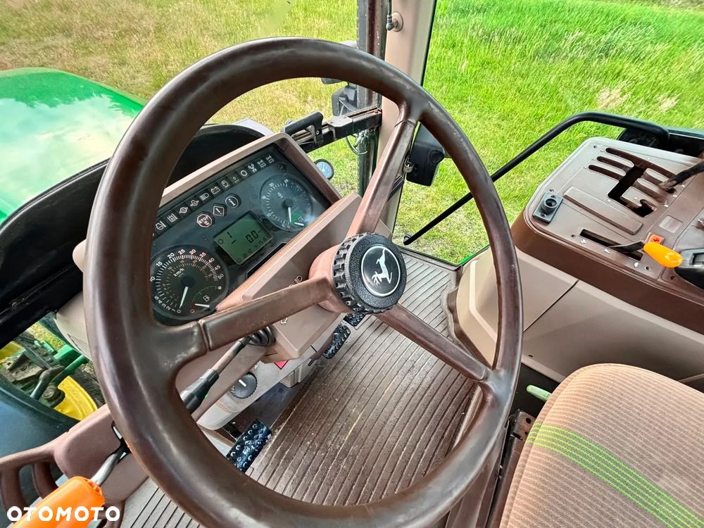 John Deere - 16