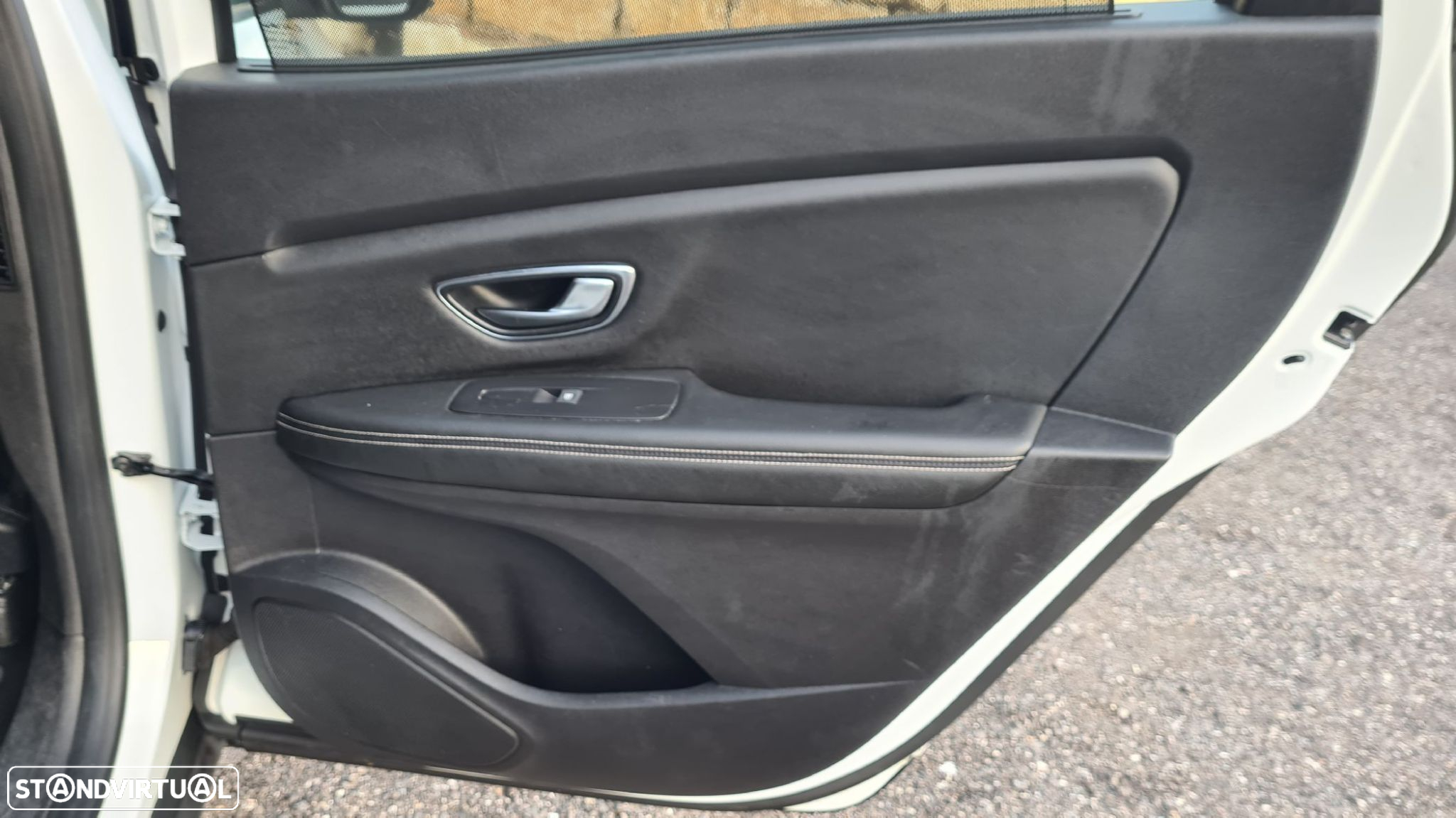 Renault Grand Scénic 1.6 dCi Intens SS - 44
