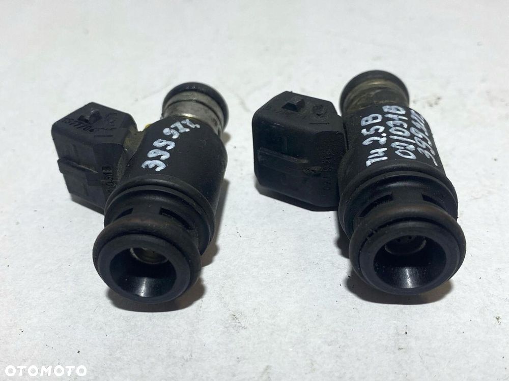 WTRYSK WTRYSKIWACZ VW TRANSPORTER T4 2.5 BENZYNA 021031B - 4