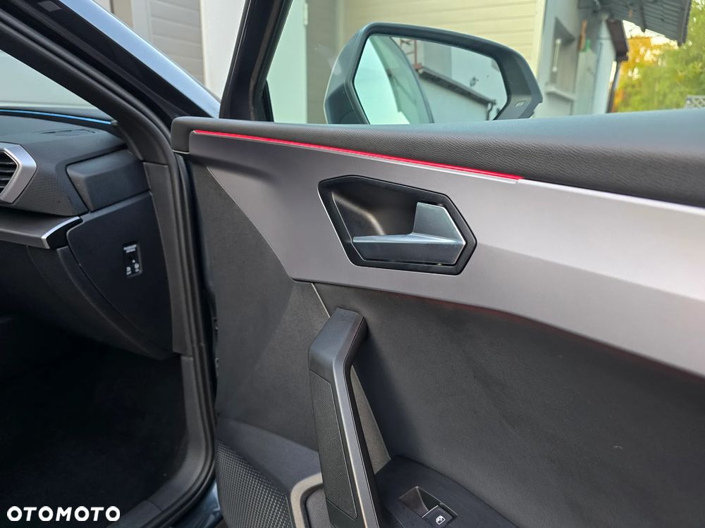 Seat Leon Sportstourer 2.0 TDI DSG FR - 24