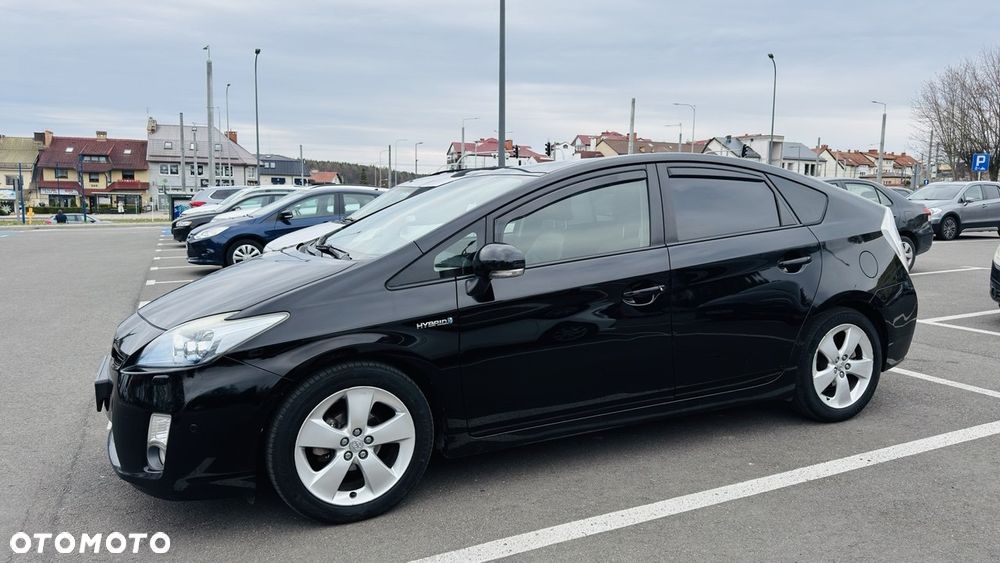 Toyota Prius 1.5 VVT-i Sol - 2