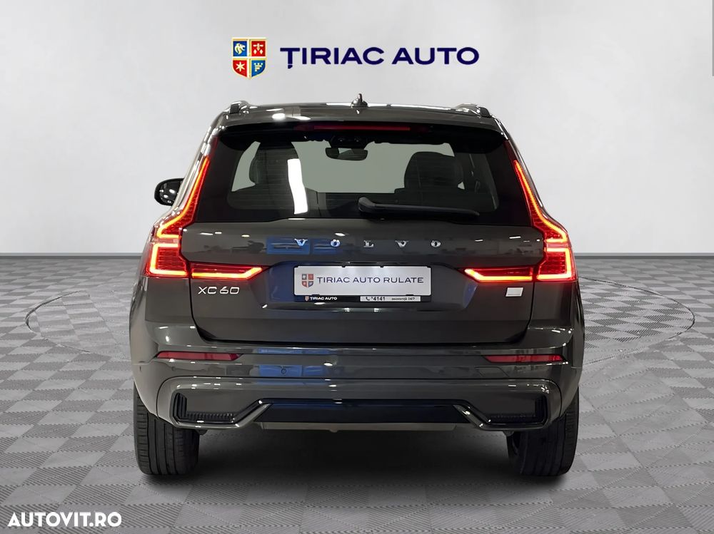 Volvo XC 60 T6 AWD Recharge Geartronic RDesign - 4