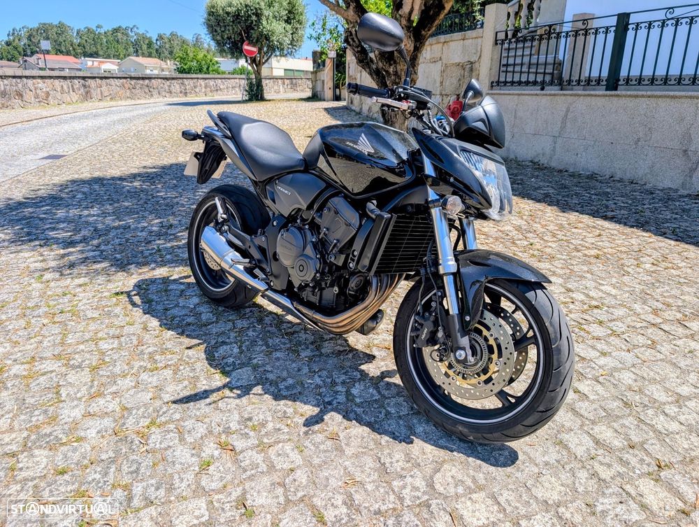 Honda Hornet - 2