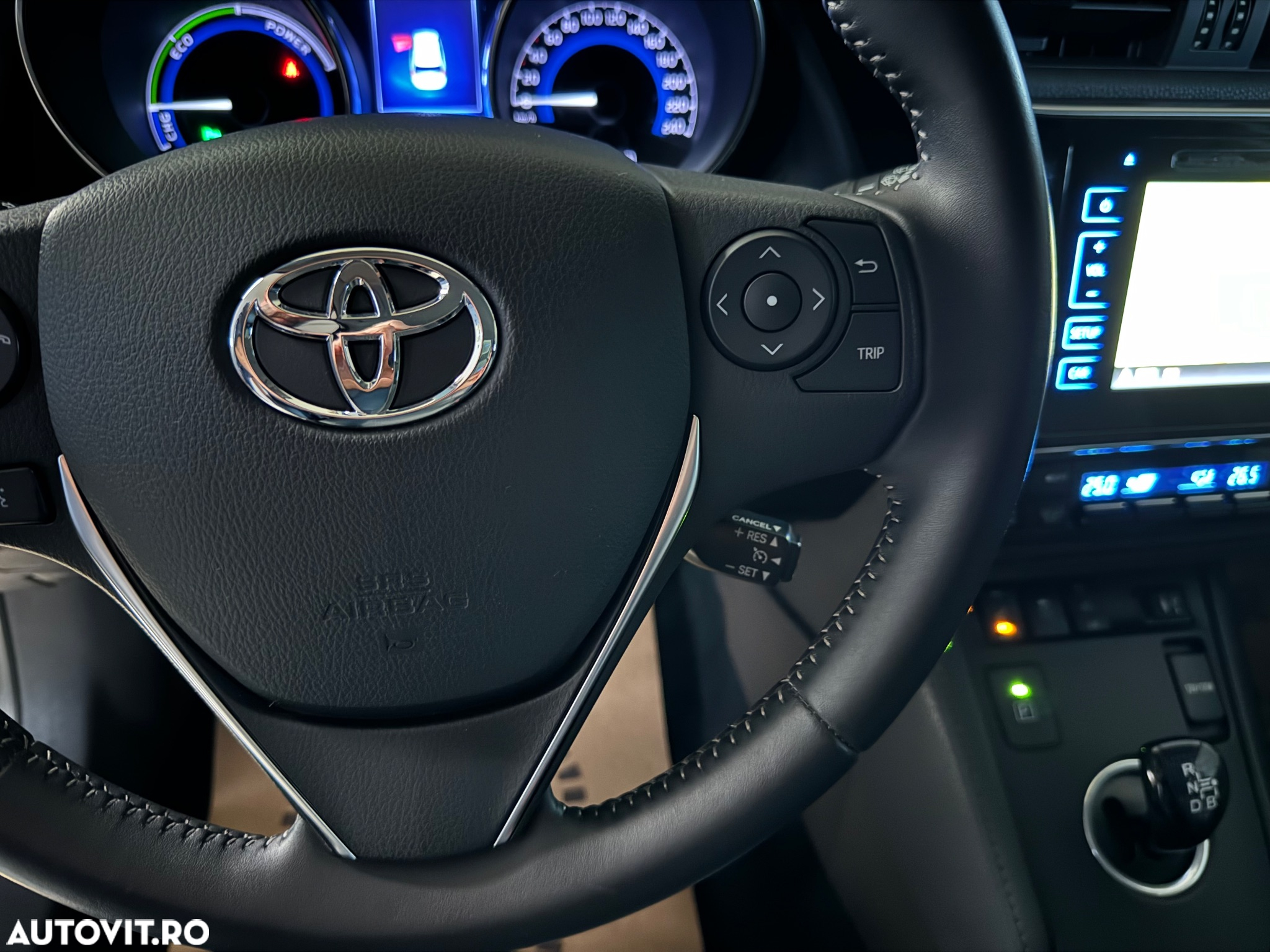 Toyota Auris 1.8 VVT-i Hybrid Automatik Touring Sports Edition-S - 18