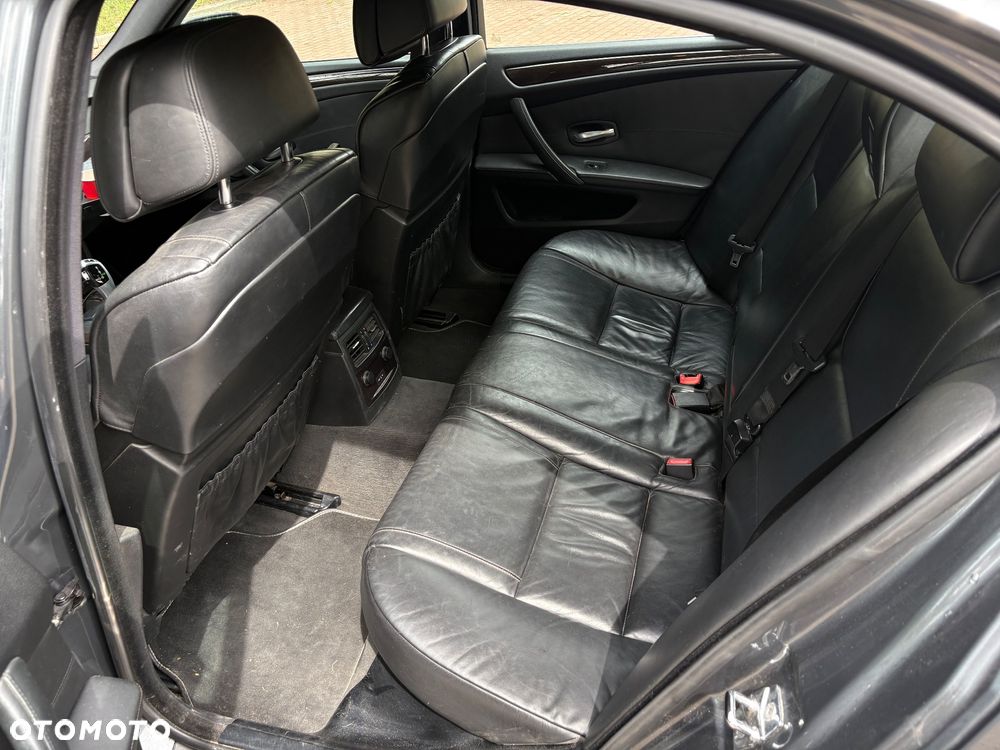 BMW Seria 5 - 13