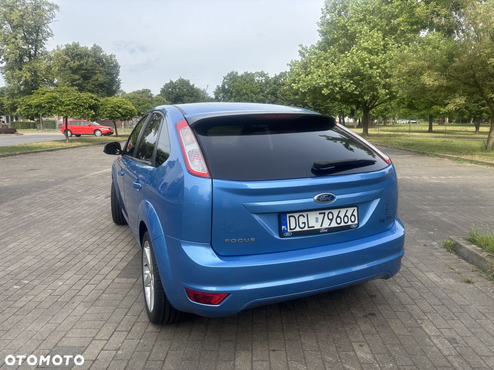 Ford Focus 1.6 16V Style - 6