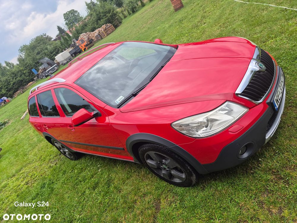Skoda Octavia 1.8 TSI 4x4 Ambiente - 1