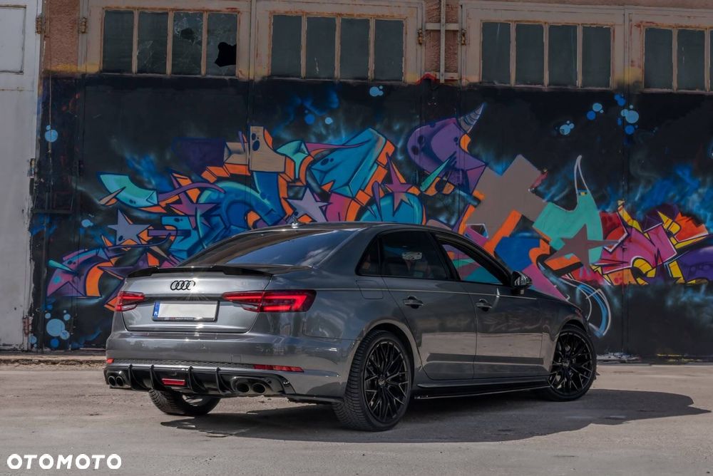 Audi S4 Limousine - 6