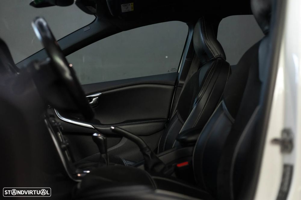 Volvo V40 D2 RDesign - 41