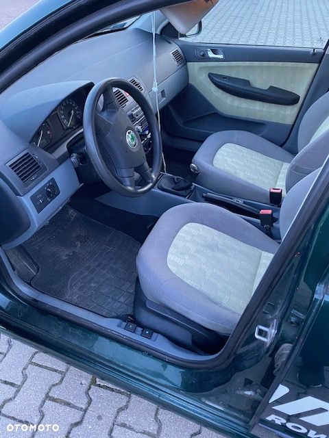 Skoda Fabia - 10