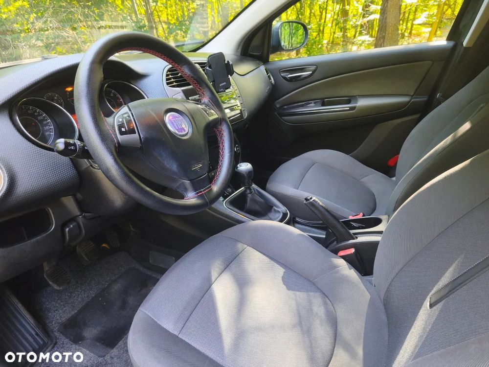 Fiat Bravo 1.9 Multijet 16V Dynamic - 11