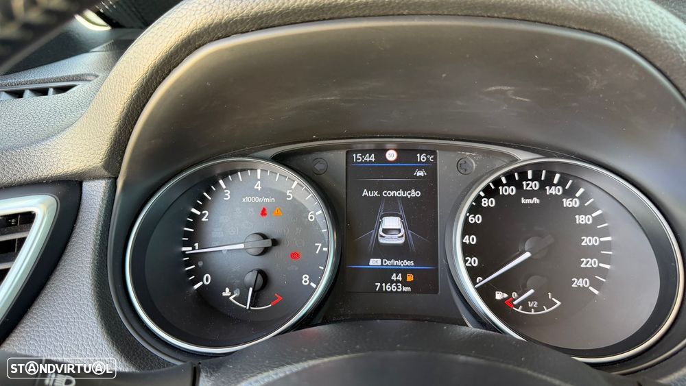 Nissan Qashqai 1.3 DIG-T N-Motion - 28