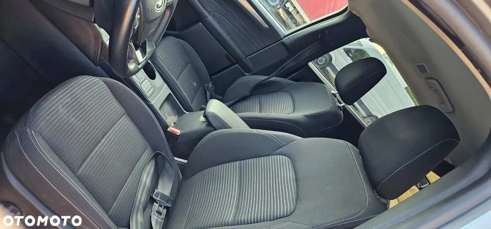 Ford Kuga 2.5 Duratec FHEV ACTIVE - 11