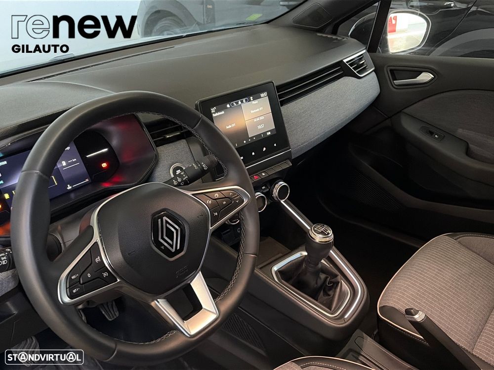 Renault Clio 1.0 TCe Techno Bi-Fuel - 12