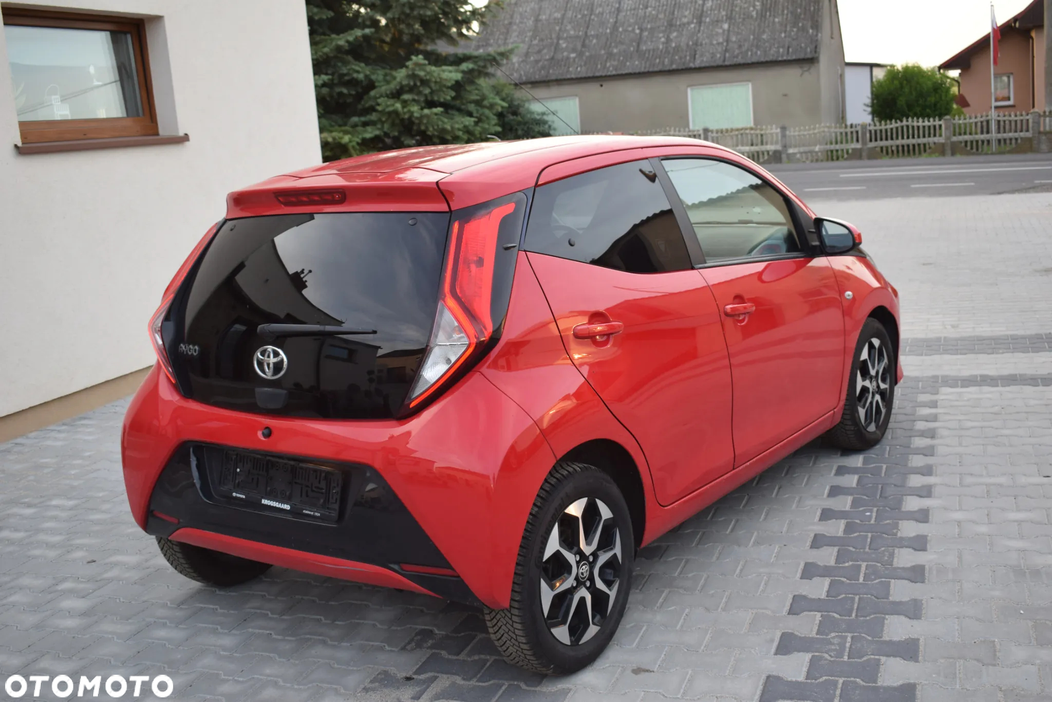 Toyota Aygo 1.0 VVT-i Color Edition - 2