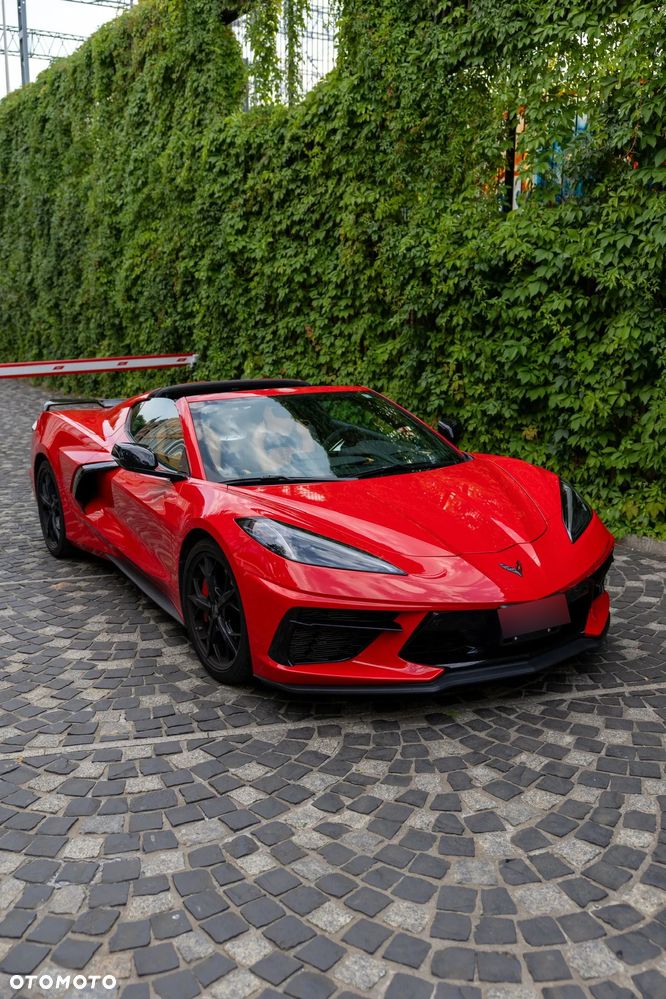 Chevrolet Corvette - 9