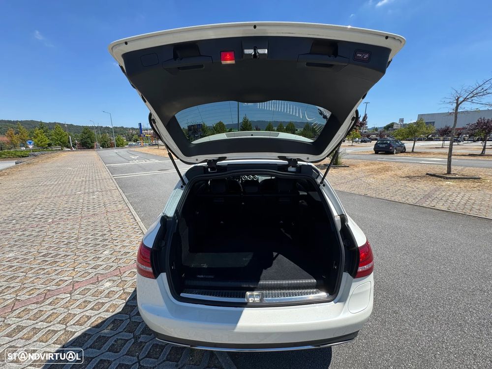 Mercedes-Benz C 350 e - 7