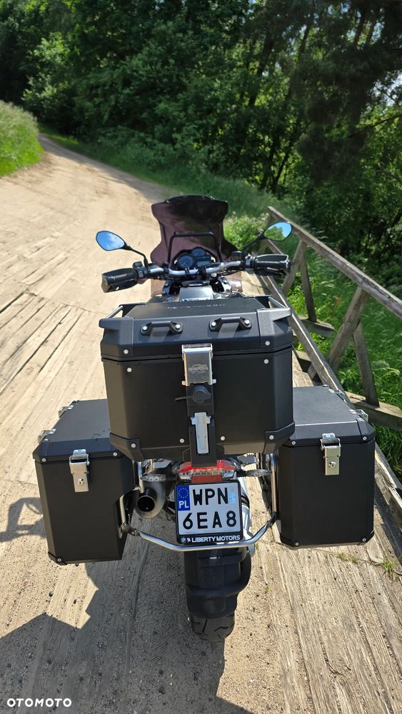 BMW R - 7