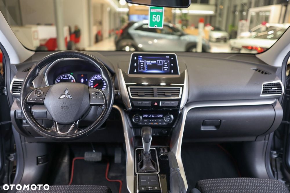 Mitsubishi Eclipse Cross - 7