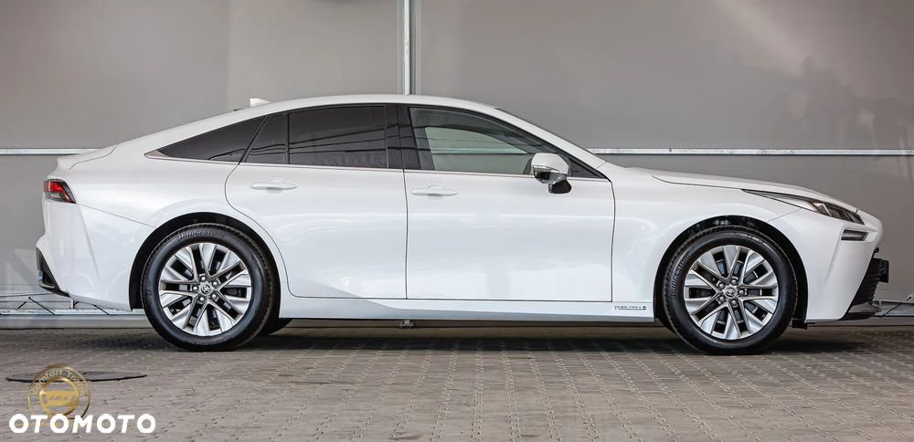 Toyota Mirai Prestige - 4