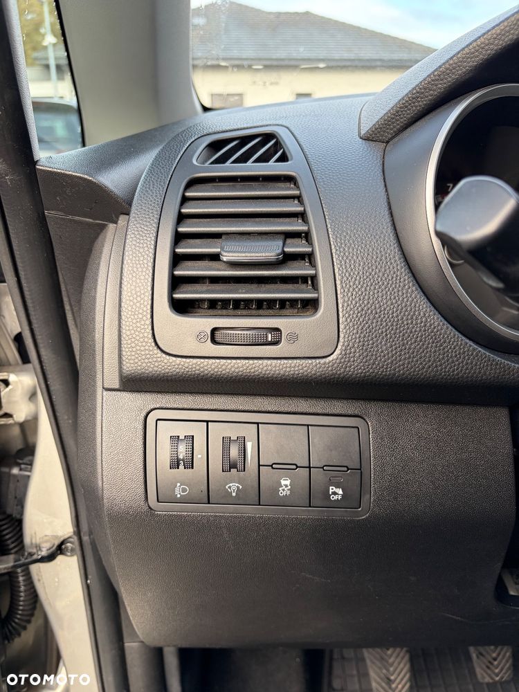 Kia Venga 1.6 Business Line - 13