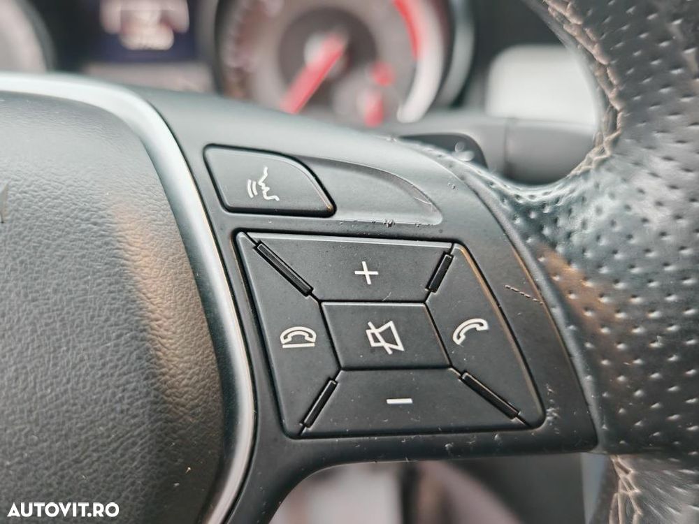 Mercedes-Benz CLA 200 d 7G-DCT Peak Edition - 18