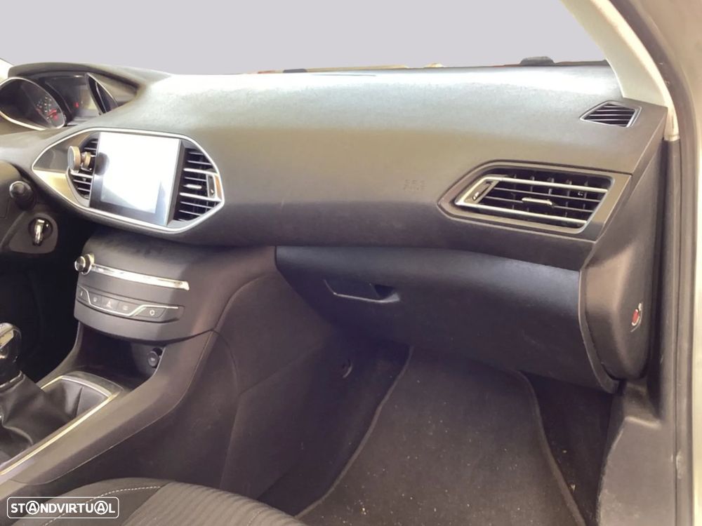 Peugeot 308 1.2 PureTech Active - 9