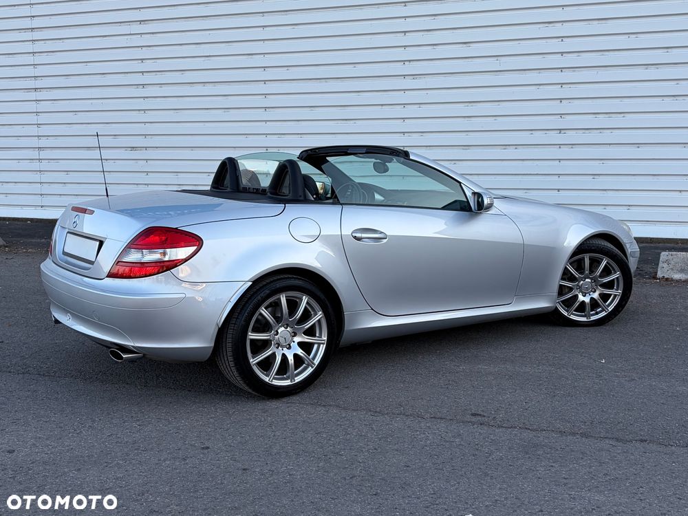 Mercedes-Benz SLK 350 7G-TRONIC - 12
