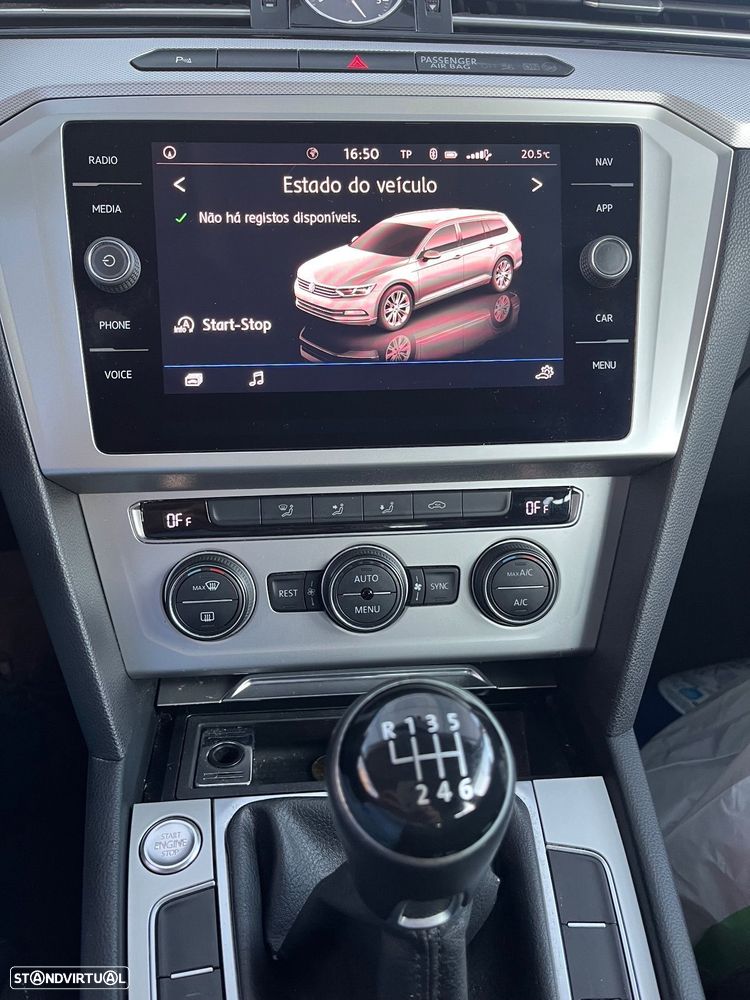 VW Passat Variant - 14