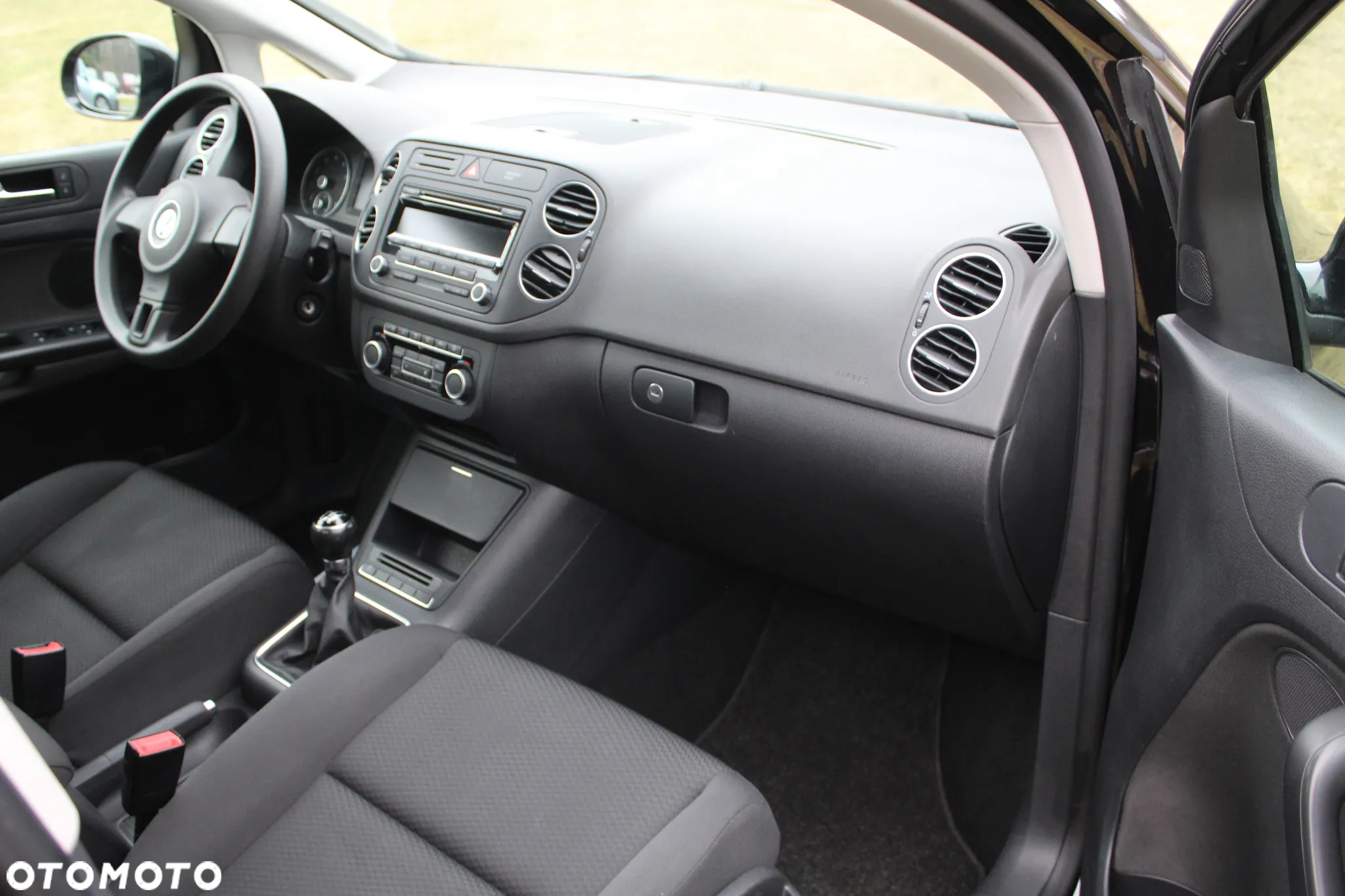 Volkswagen Golf Plus 1.2 TSI BlueMot Comfortline - 19