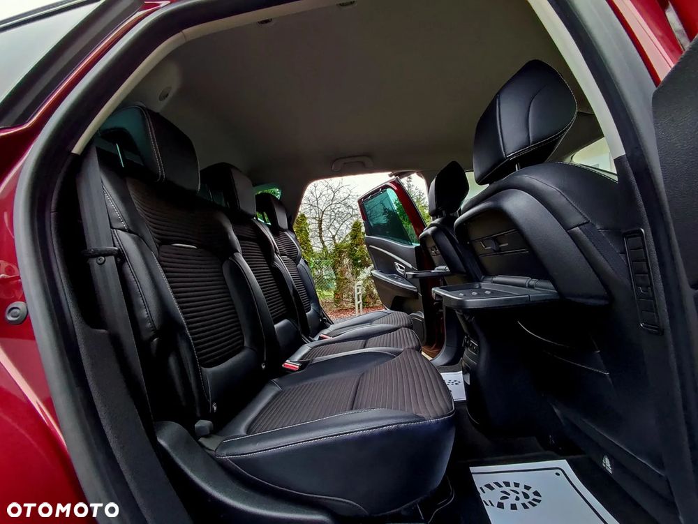 Renault Scenic ENERGY TCe 140 LIMITED - 17