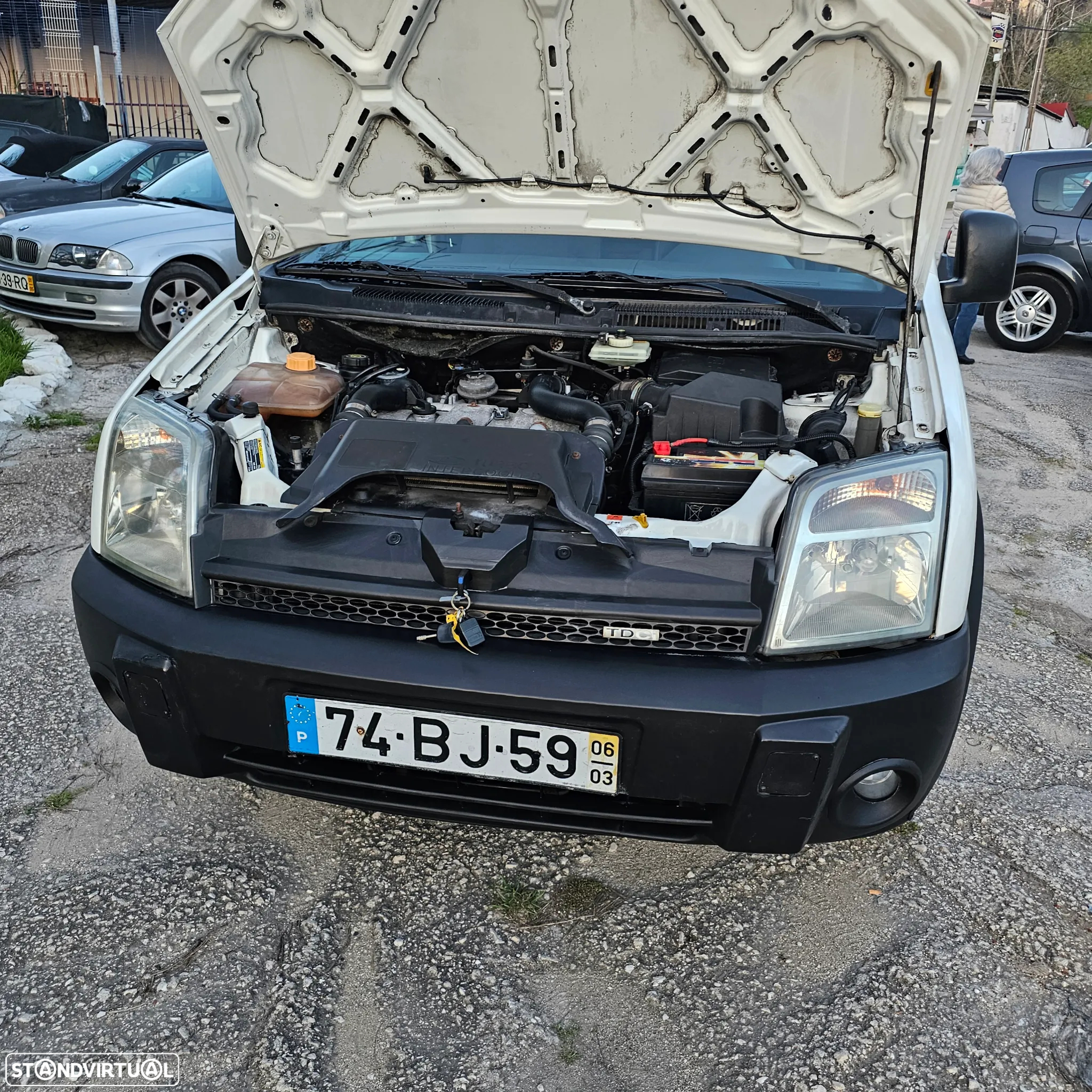 Ford Connect - 25