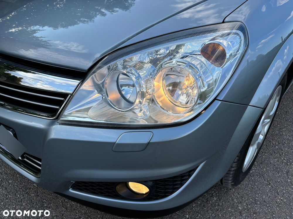 Opel Astra 1.6 Sport - 38