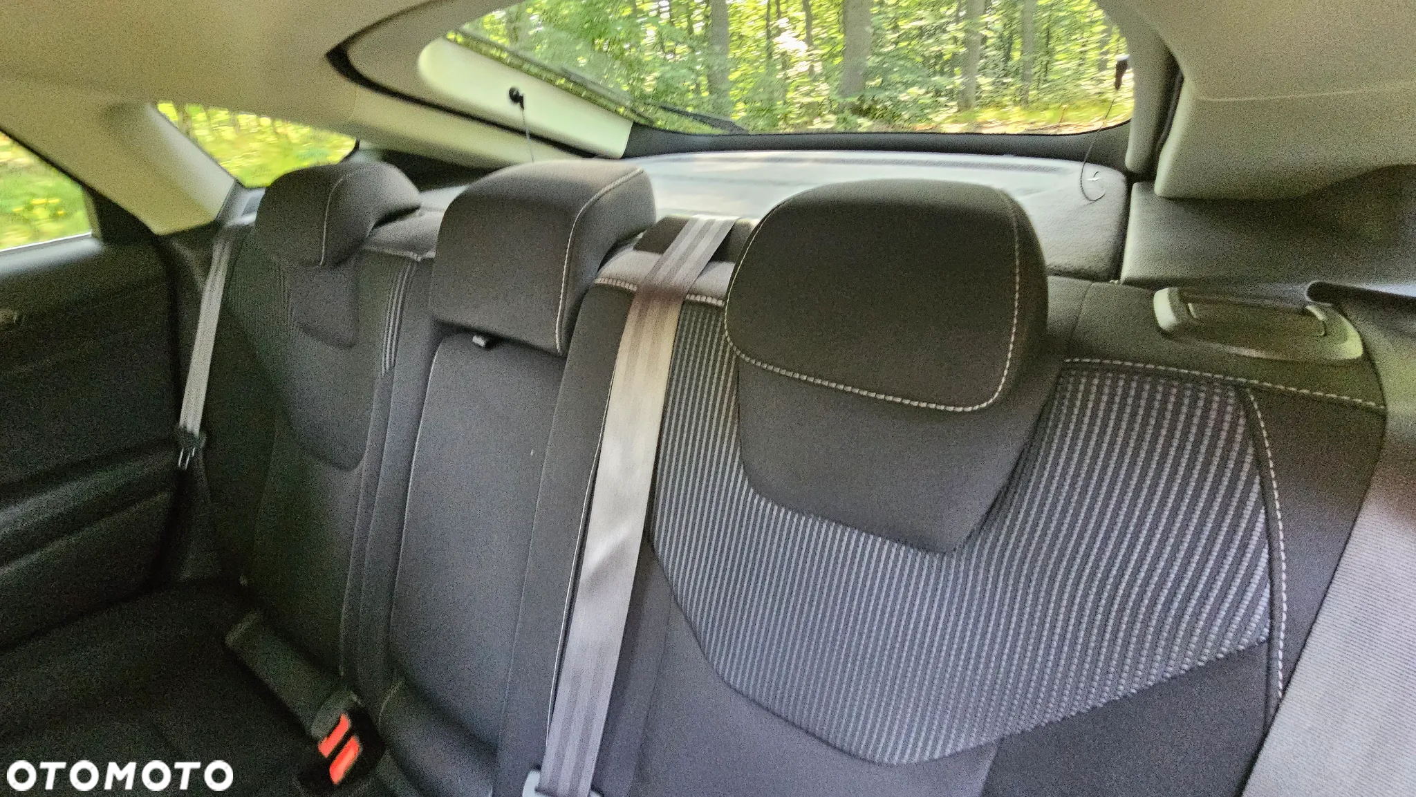 Ford Mondeo 2.0 EcoBlue Titanium - 12